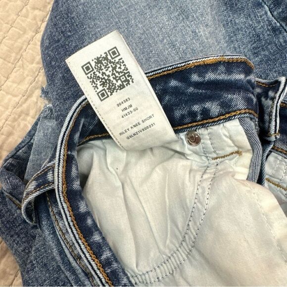 True Religion Riley Shorts - Picture 7 of 10